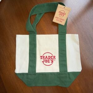 Trader Joe's Mini Tote Bag GREEN and WHITE NWT